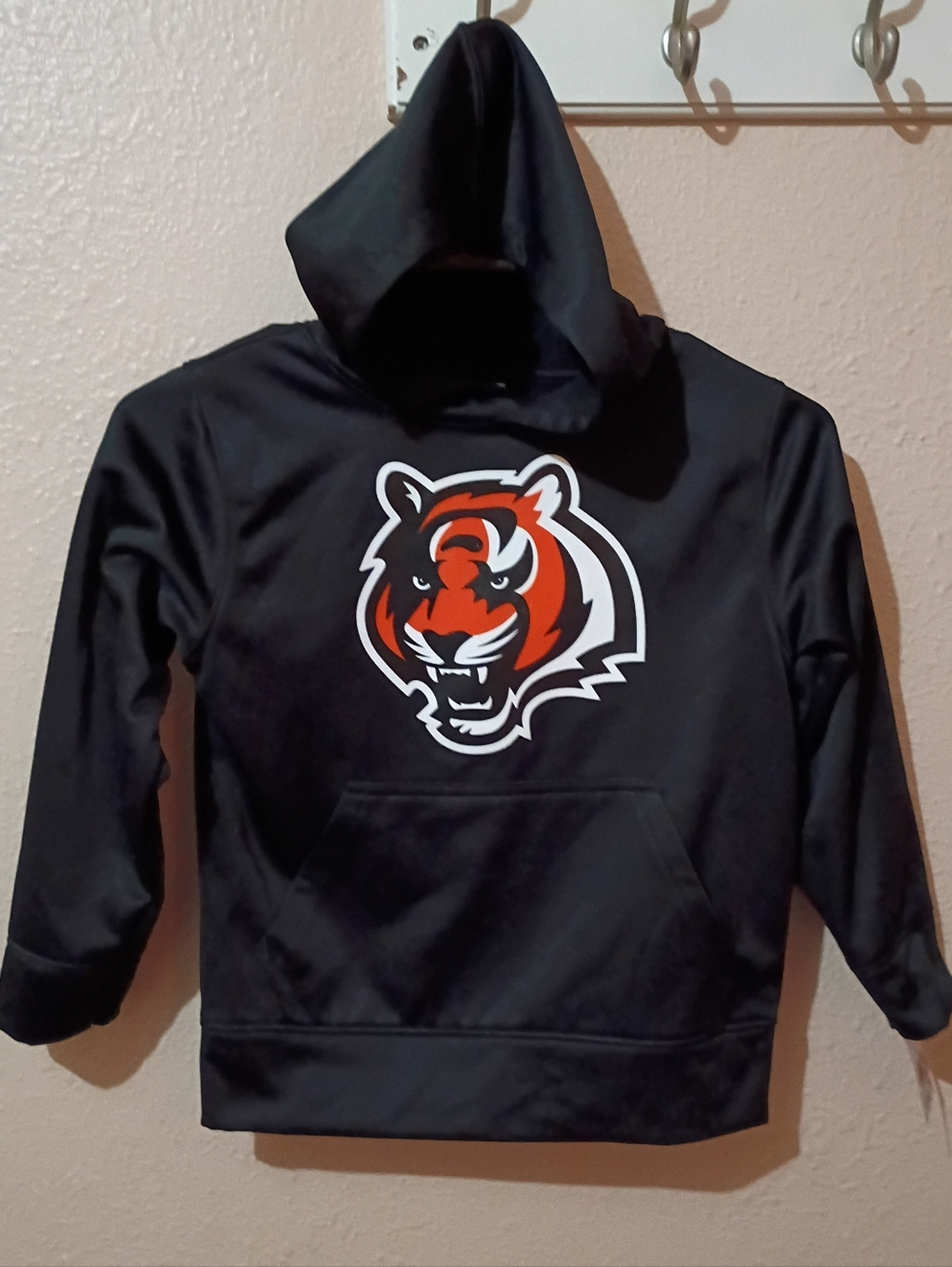 NWT Kids Size 4/5 NFL Bengals Hoodie